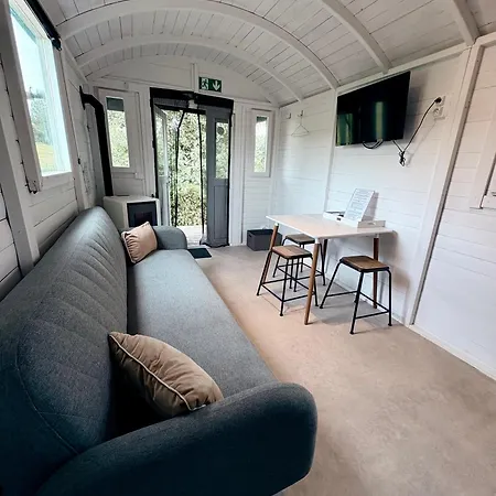 La Roulotte De Papou - 2 Adultes & 1 Enfant Landhuis Frasnes-lez-Anvaing