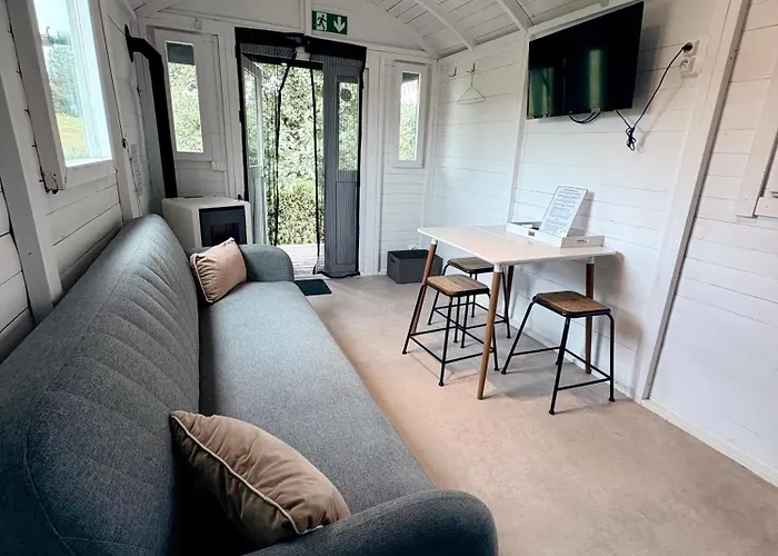 La Roulotte De Papou - 2 Adultes&1 Enfant Séjour à la campagne Frasnes-lez-Anvaing